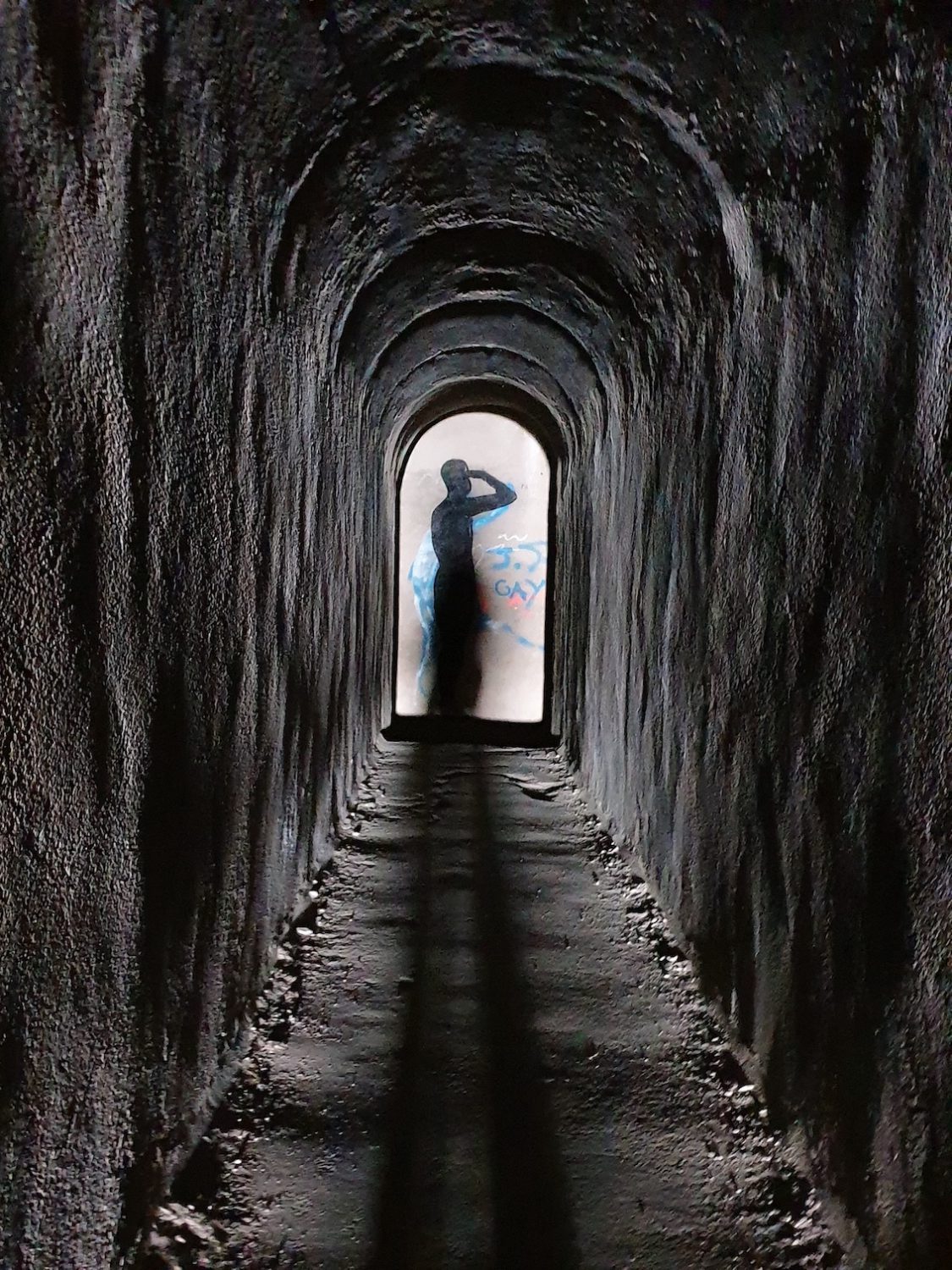 Schatten am Ende des Tunnels